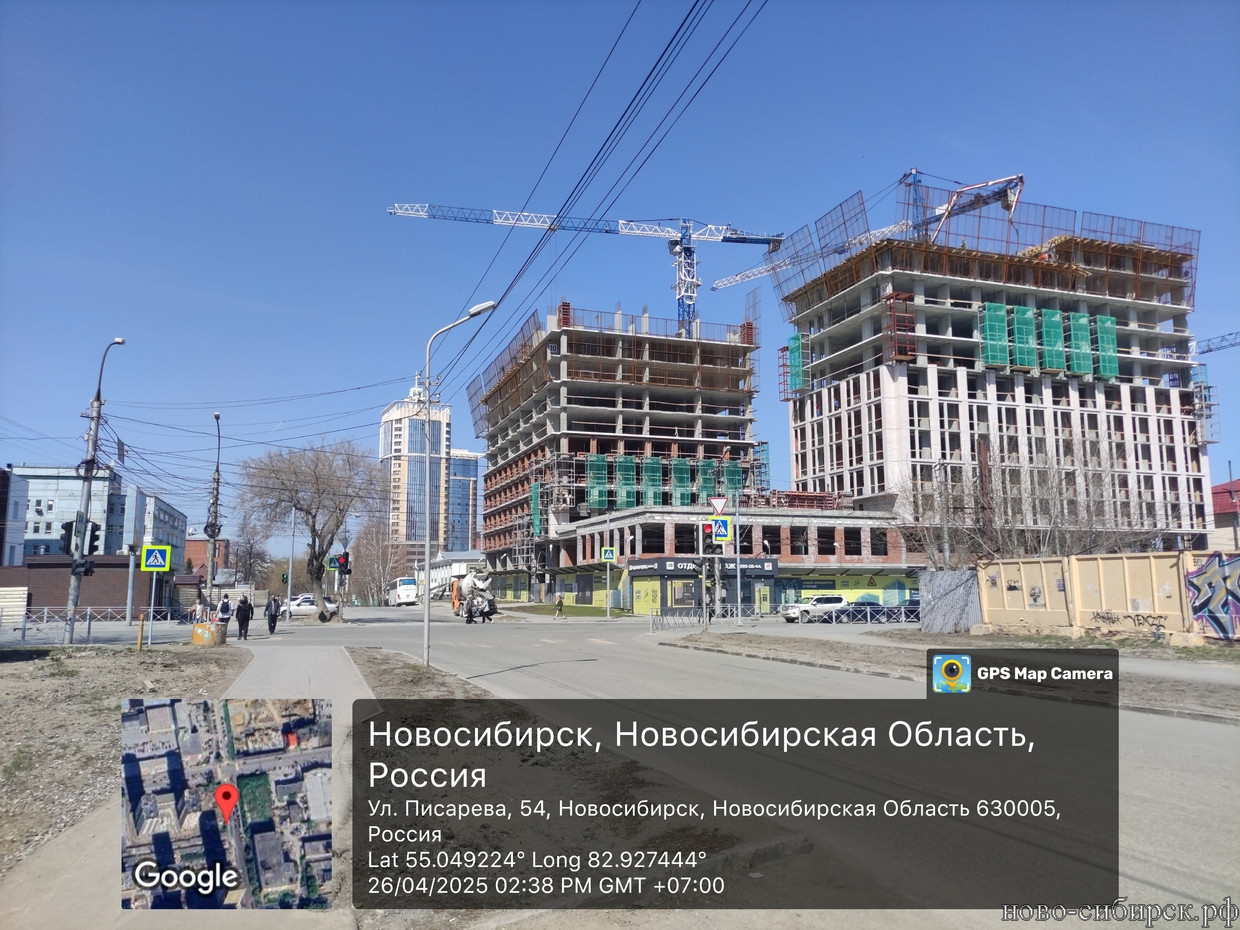 Фото перекрёстка ул. Писарева и ул. Семьи Шамшиных апрель 2025